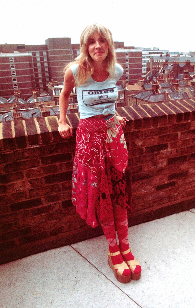 KiSS_Clothing's tweet photo. Today in 1977, Fleetwood Mac dropped their 11th album ‘Rumours’. 🎶 Let’s take a page out of Stevie Nicks’ style book. Get inspired by her ethereal vibe with some flowy fabrics and a slogan vest from https://t.co/iQoeRMruIV. 🌙✨ https://t.co/5T7dqmpQeq