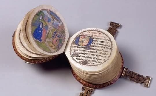 Codex Rotundus was a Christian devotional medieval ages book written in Latin, c.1480, with Φ9cm &amp; 266 pages, with book spine only 3cm &amp; held by 3 clasps that are monograms shaped as Gothic letters. Its creator was an anonymous book painter from Bruges, Belgium.