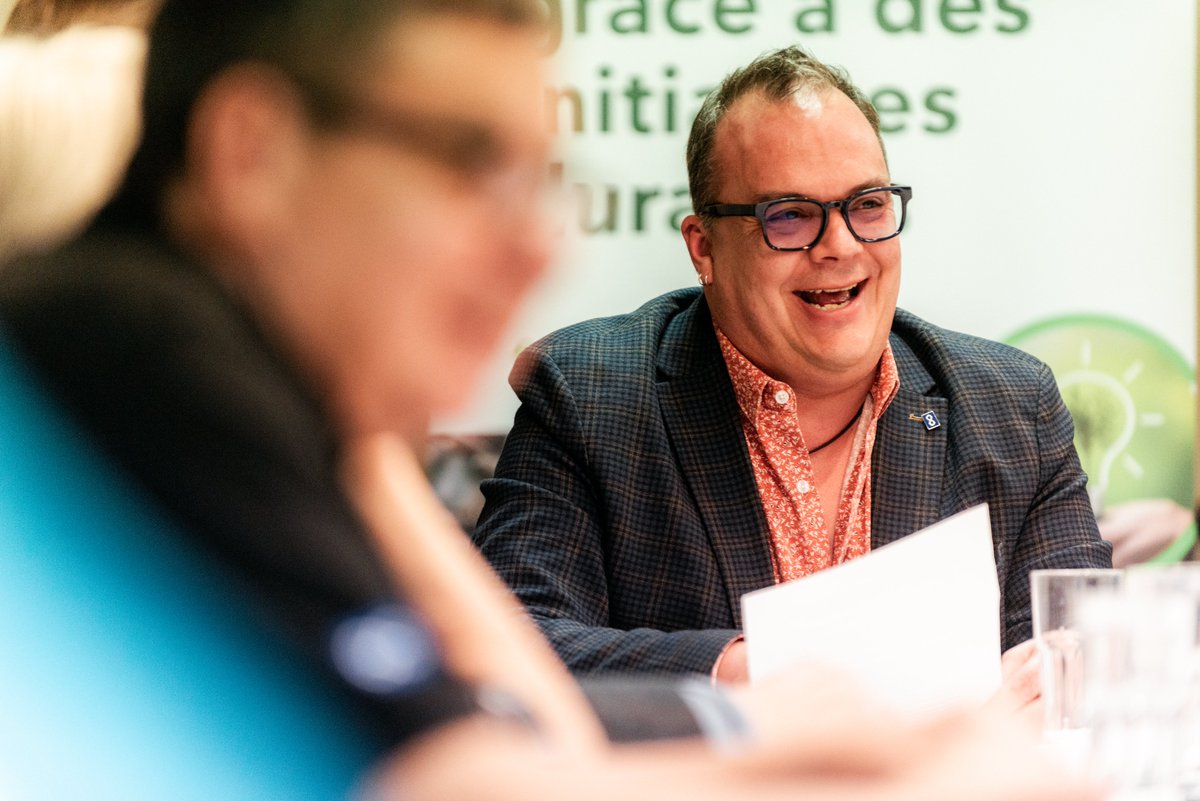 GroupeAMBM's tweet photo. .@GroupeAMBM s’engage pleinement à collaborer avec le @MBGov pour élaborer des solutions mutuellement gagnantes à long terme qui renforceront + pérenniseront le partenariat municipal-provincial. Merci au ministre #Simard pour son soutien continu. #muniMBilingue #FrMB https://t.co/os0igUOPdi