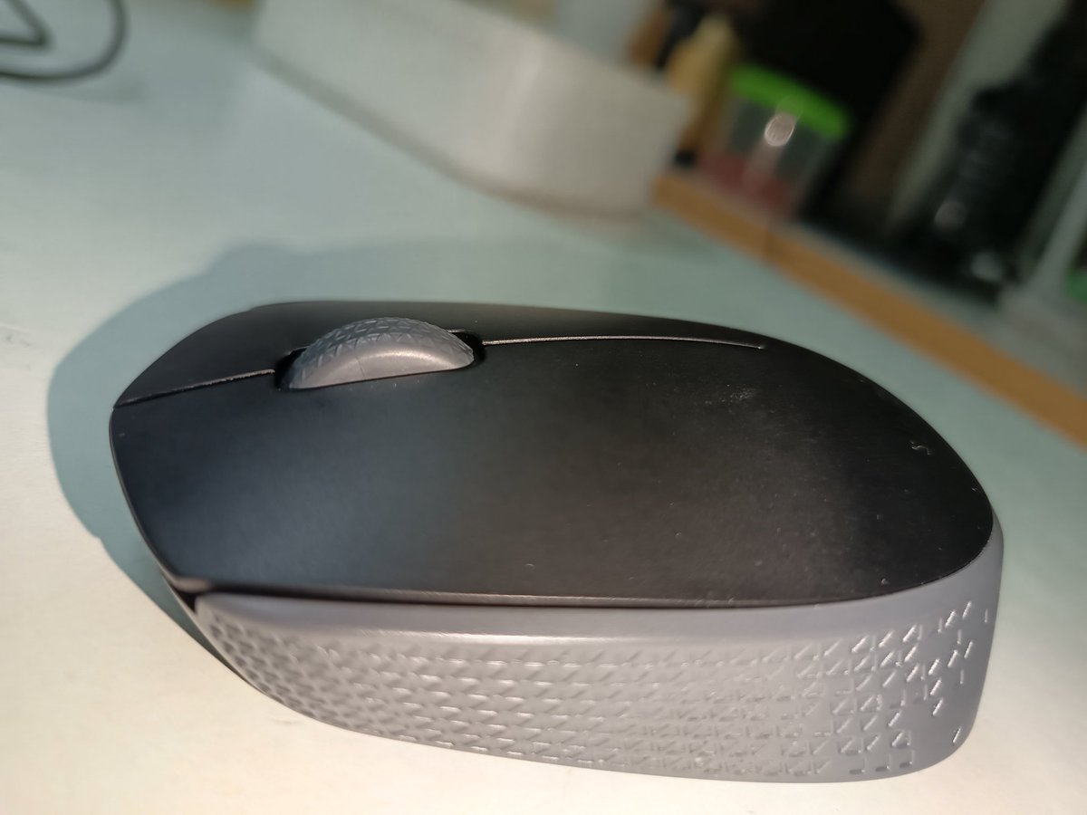 chosukex's tweet photo. mouse rm20 (beli dkt confession) https://t.co/SRUYfJw8EC