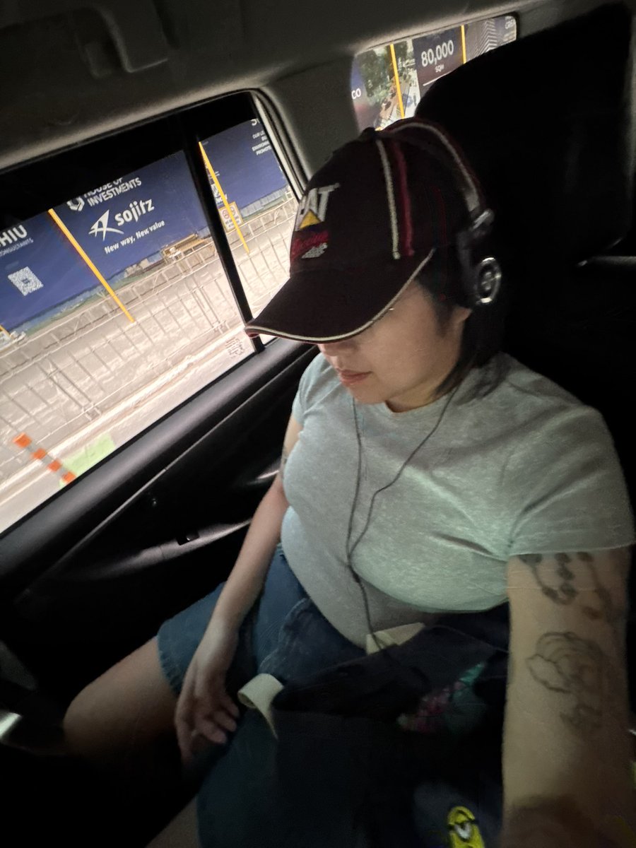 arigoggles's tweet image. #frantasticmonday