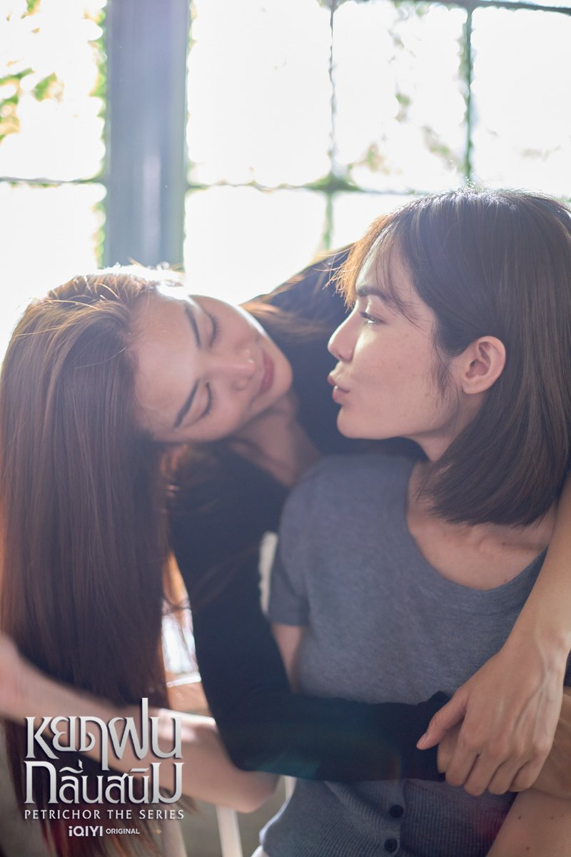 tvthunderseries's tweet photo. เห็นคนถามหารูปเพิ่ม มาแล้วตามคำเรียกร้อง เอาไปเลยทั้งไดร์ฟ ฉ่ำๆ จุกๆ : https://t.co/uL9IkV6cFk

#ซีรีส์หยดฝนกลิ่นสนิม เวอร์ชัน UNCUT ดูจบครบทุกตอนได้แล้วที่ iQIYI และเว็บ https://t.co/3TvW2TotnM ที่เดียวเท่านั้น 

#PetrichorTheSeries https://t.co/oxgjgo3wFe