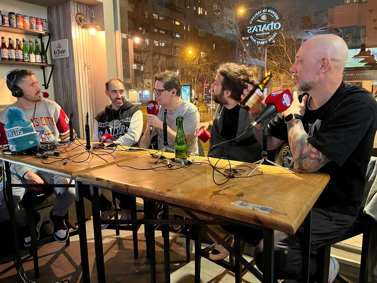 ElTouchdownNFL's tweet image. 🚨 El Touchdown 2x23: gran previa, y gran fiesta, de la SuperBowl. En @RadioMARCA

Con @AbrahamPRomero @JavierLZ @Rubenibg @InakoDiazGuerra @deionmarco 

Programa completo, en audio, ya en podcast y YouTube.

Para seguir, escuchar o ver el programa: linktr.ee/eltouchdownnfl