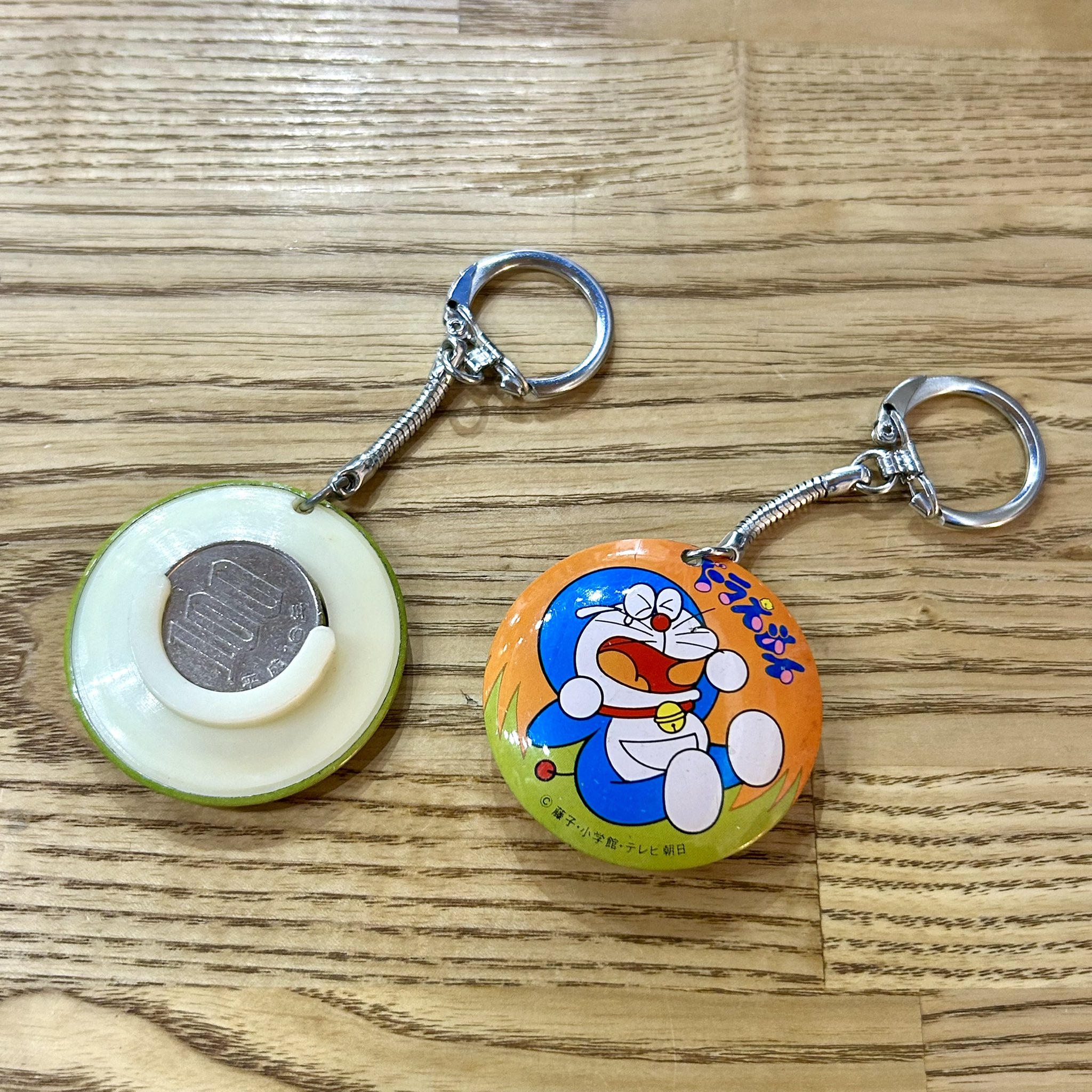 ドラえもん ☆コインケース キーホルダー☆ 昭和レトロ ドラえもん バネ式 コインケース キーホルダー