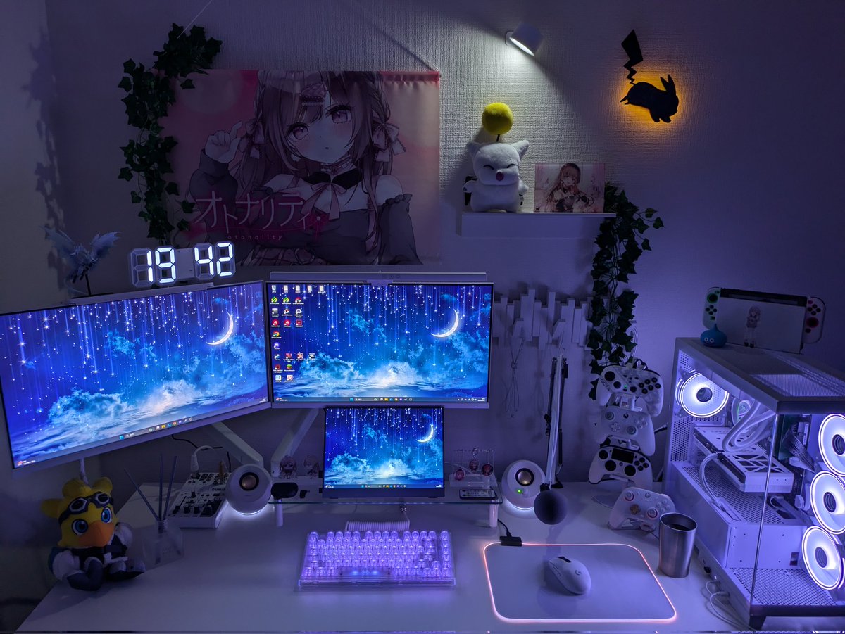 _ra_vi's tweet photo. 白PCデスク計画いったん終わり！
2ヶ月かかったけどわりとイイ感じにできた気がする！ https://t.co/F221JM5spv