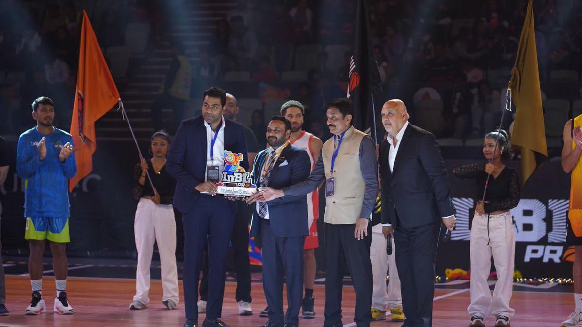BFI_basketball's tweet photo. A new era for Indian Basketball begins!
The INBL U25 Pro League has officially kicked off at Tyagraj Stadium, New Delhi. The stage is set for young talent to rise.
Check out the unveiling of the trophy—let the games begin! 🏆
#INBL #Basketball #NewEra #U25ProLeague #RiseOfTheYoungStars
(1/2)