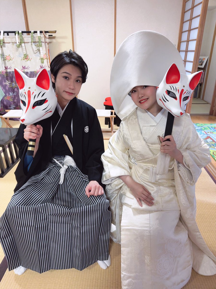 yuyu_2012_2_22's tweet photo. #池尻稲荷神社  #狐の嫁入り  🦊

2月2日、めでたく終了いたしました。

初めての体験をさせていただきました！

なかなかできない模擬結婚式。
豆まきは全然遠くに飛ばなくて難しかったです…😂

次に白無垢を着るのは本当に結婚する時でしょう…出来るかな？笑笑

ご来社ありがとうございました！ https://t.co/kOpfYdgBHb