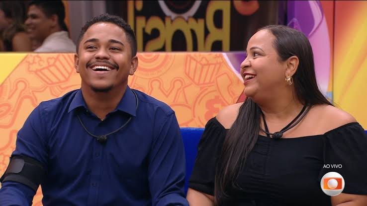 cleberjuniorof's tweet photo. Quem sai hoje ??? 

Dani 
Diego 
Giovanna 
Gracy 
#BBB25 #teamdupla https://t.co/y2OBPqnyOo