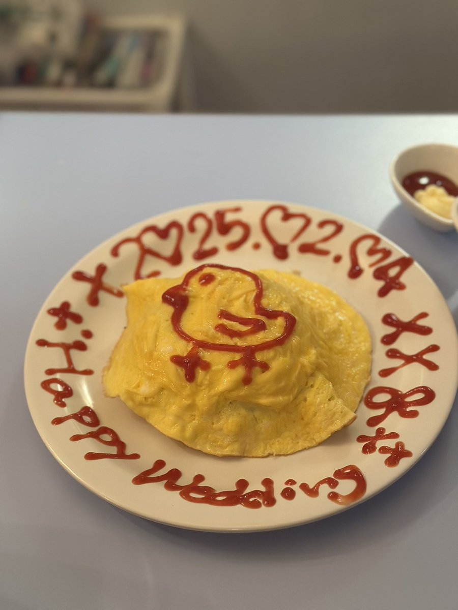 SatoruRed's tweet photo. @RC__hina 卒業おめでとうございます🎉🍾🥳楽しかったです👍

#ラビットキャッスル 
#秋葉原
#美容師 https://t.co/IWIW8hi0fX