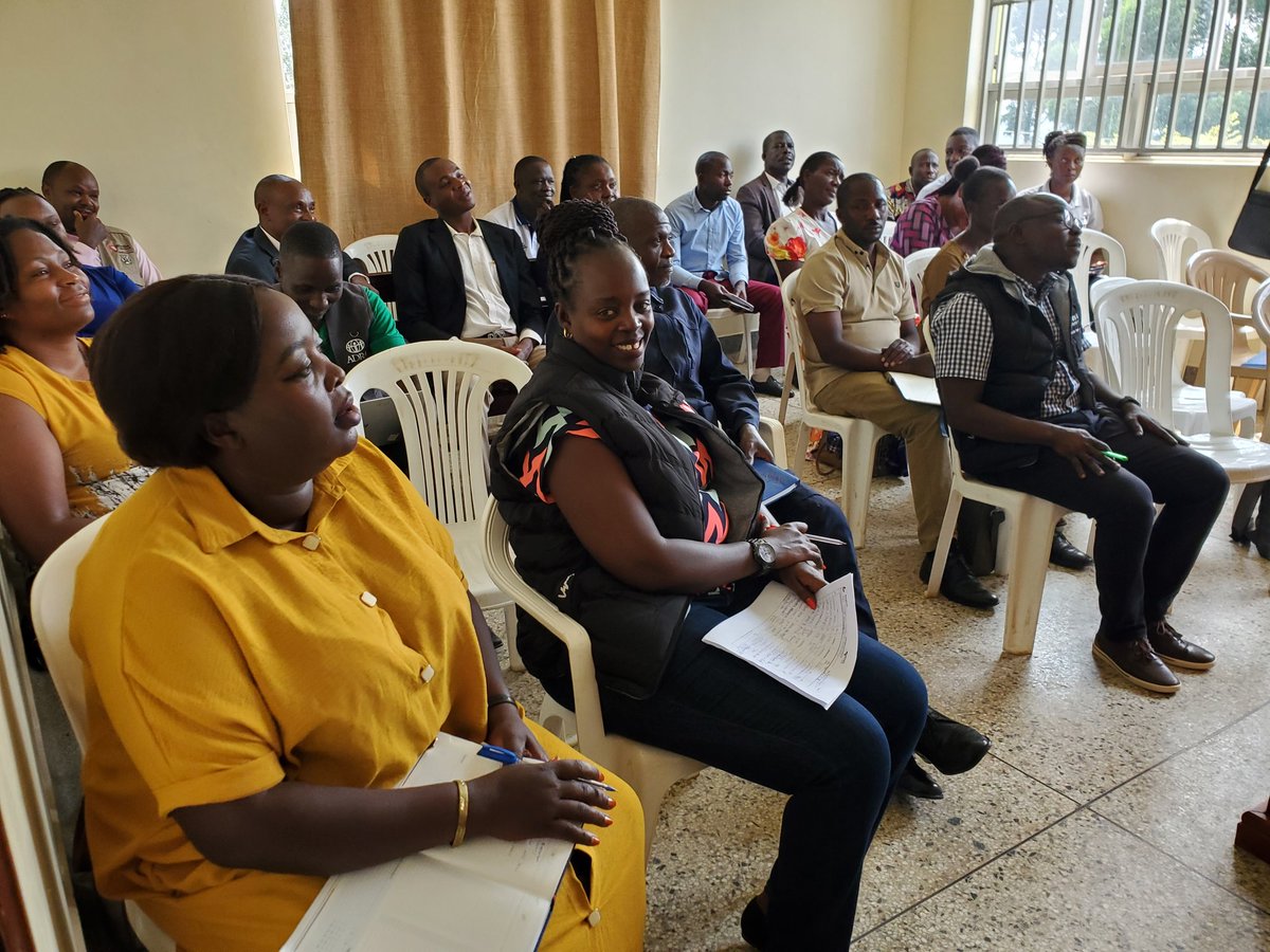 WindleUganda's tweet photo. Through this project, we aim to:
✅ Equip young people with green and decent job opportunities in the Rwenzori Region.
✅ Enhance employability and lifelong learning for sustainable livelihoods.
✅ Strengthen local partners to drive green economic growth.
#YESProject #Enabel https://t.co/vyfGVLahad