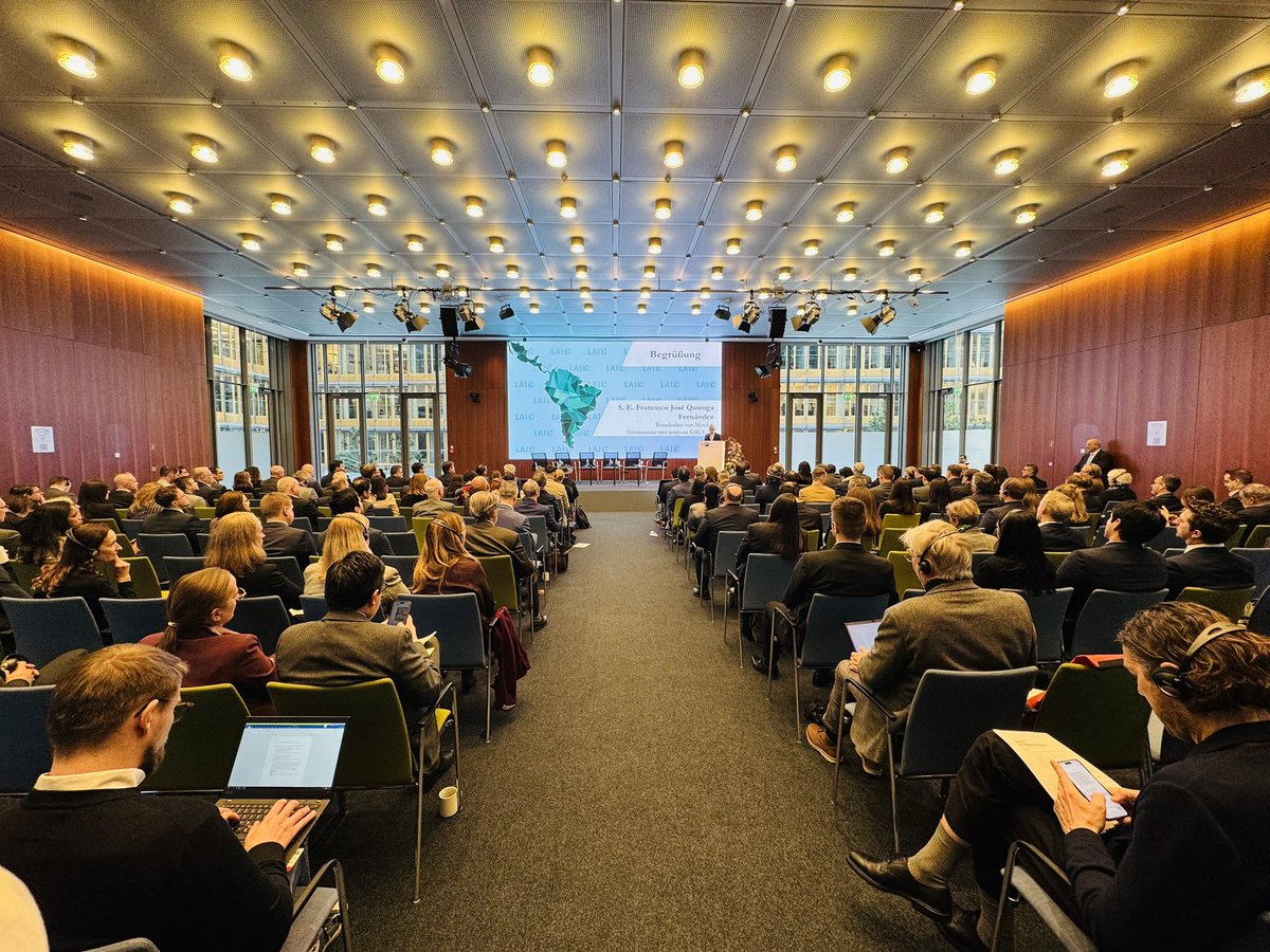 Participa en la 18a Conferencia Latinoamericana de la Economía Alemana <a href="/dihk/">dihk</a> con representación del Viceministro de Integración y Comercio Exterior del <a href="/MINECOGT/">Ministerio Economía</a> promoviendo atracción de Inversiones hacia Guatemala frente al sector empresarial de Alemania.