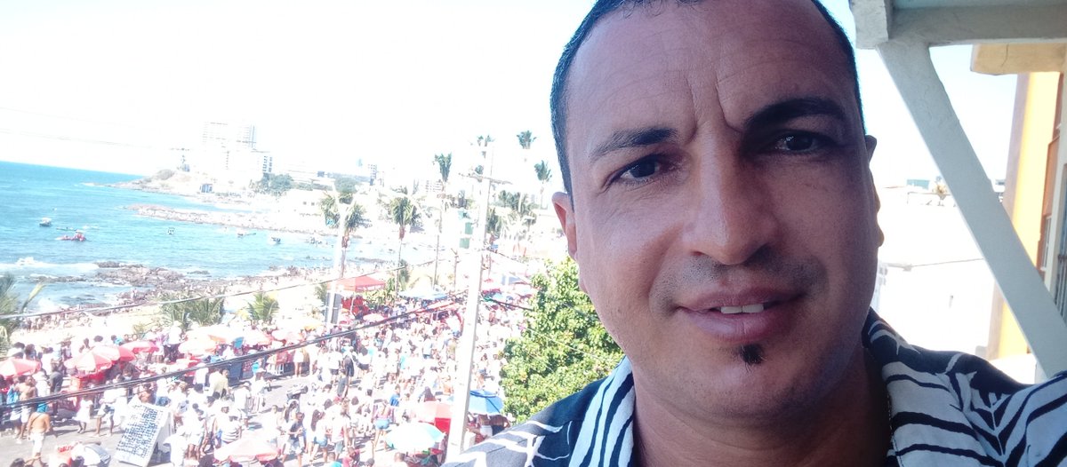 CRISTOVAMNET's tweet image. Salve a rainha do mar!