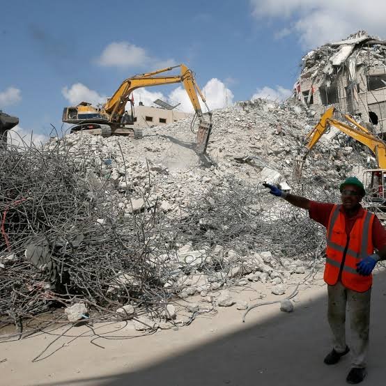 CivilRightsInt's tweet photo. Gaza Rebuilding: A Cycle of Conflict Funded by the UN.

Rebuilding Gaza with UN funds raises serious concerns. How many times will Gaza be rebuilt only to return to hostilities with Israel? Continuing to support such reconstruction efforts while Gaza remains in conflict is unwise. Israel should not contribute to this ongoing cycle.

@netanyahu @IDF @TimesofIsrael @Israel @IsraelMFA @IsraeliPM @IsraelinUSA @realDonaldTrump @Jerusalem_Post @nypost @WhiteHouse @euronews @TheJusticeDept @marcorubio @DHSgov @UN @amnesty @RedCross @SenateGOP @SenateDems @HouseGOP @HouseDemocrats @10DowningStreet @EmmanuelMacron @euronews @cnnbrk @SkyNewsAust @FoxNews @BBCWorld @NEWSMAX @SkyNews @usat