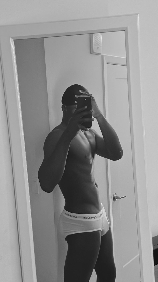 RahmyTruth's tweet photo. @CalvinKlein https://t.co/g5B0lCeC52