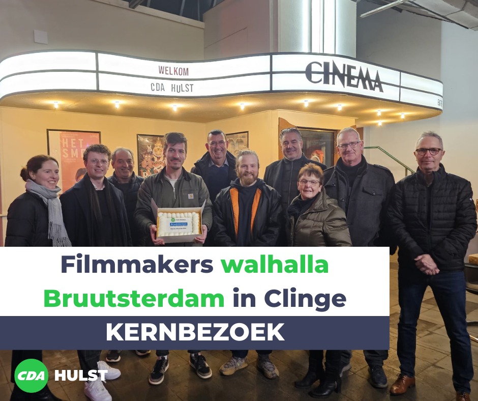 Gisterenavond kregen we van Rutger-Jan Cleiren en Kasper Mols een interessante uitleg en rondleiding bij Filmstad Bruutsterdam. We namen taart voor ze mee omdat ze onlangs de Cultuurprijs van de gemeente Hulst hebben gewonnen. Gefeliciteerd en dank voor de ontvangst!