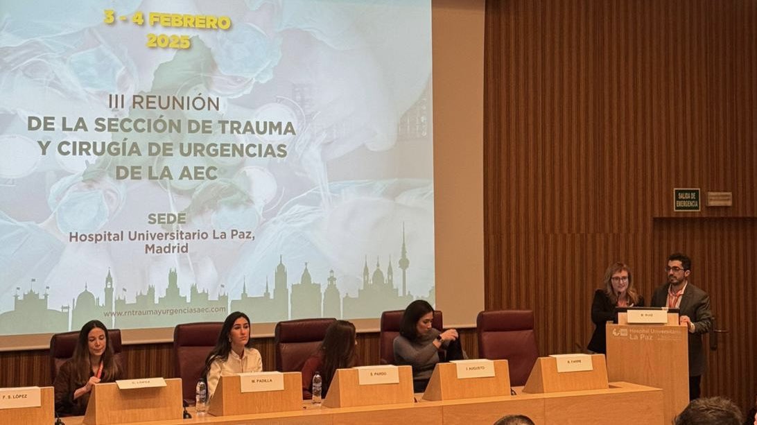 AECUrg (@stcuaec) on Twitter photo Segunda mesa de la mañana.
La primera, la mesa de residentes👍👏
Que buena reunión🔝
<a href="/FelipePareja67/">Felipe Pareja 🇪🇸</a> <a href="/ireysimo/">Ignacio Rey Simó</a> <a href="/CiruUrgDonosti/">Cirugia Urgencias Donosti</a> <a href="/RFarr15/">R. Farré</a> <a href="/vir_dur/">Virginia Durán</a> <a href="/andreacamposMD/">Andrea Campos</a> <a href="/EnricoMarrano/">Enrico Marrano, MD</a> <a href="/AMGC_Surg/">Ana González, MD, PhD</a> <a href="/LandaluceAitor/">Aitor Landaluce</a> <a href="/aecirujanos/">aecirujanos</a> <a href="/me4_so/">SoMe4Surgery</a> Segunda mesa de la mañana.
La primera, la mesa de residentes👍👏
Que buena reunión🔝
<a href="/FelipePareja67/">Felipe Pareja 🇪🇸</a> <a href="/ireysimo/">Ignacio Rey Simó</a> <a href="/CiruUrgDonosti/">Cirugia Urgencias Donosti</a> <a href="/RFarr15/">R. Farré</a> <a href="/vir_dur/">Virginia Durán</a> <a href="/andreacamposMD/">Andrea Campos</a> <a href="/EnricoMarrano/">Enrico Marrano, MD</a> <a href="/AMGC_Surg/">Ana González, MD, PhD</a> <a href="/LandaluceAitor/">Aitor Landaluce</a> <a href="/aecirujanos/">aecirujanos</a> <a href="/me4_so/">SoMe4Surgery</a>