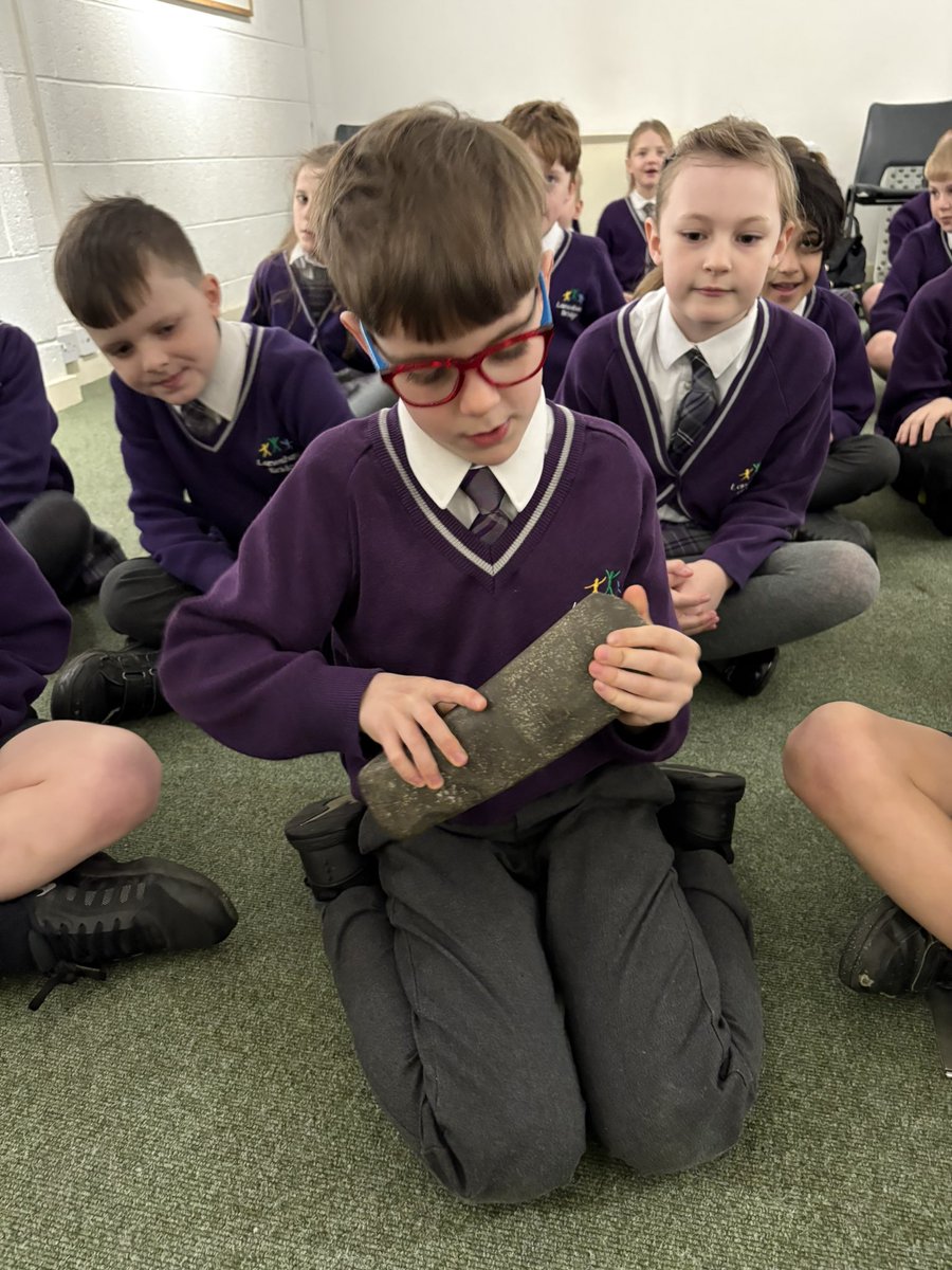 Laneshaw Bridge School tweet media