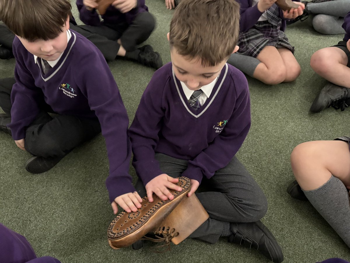 Laneshaw Bridge School tweet media