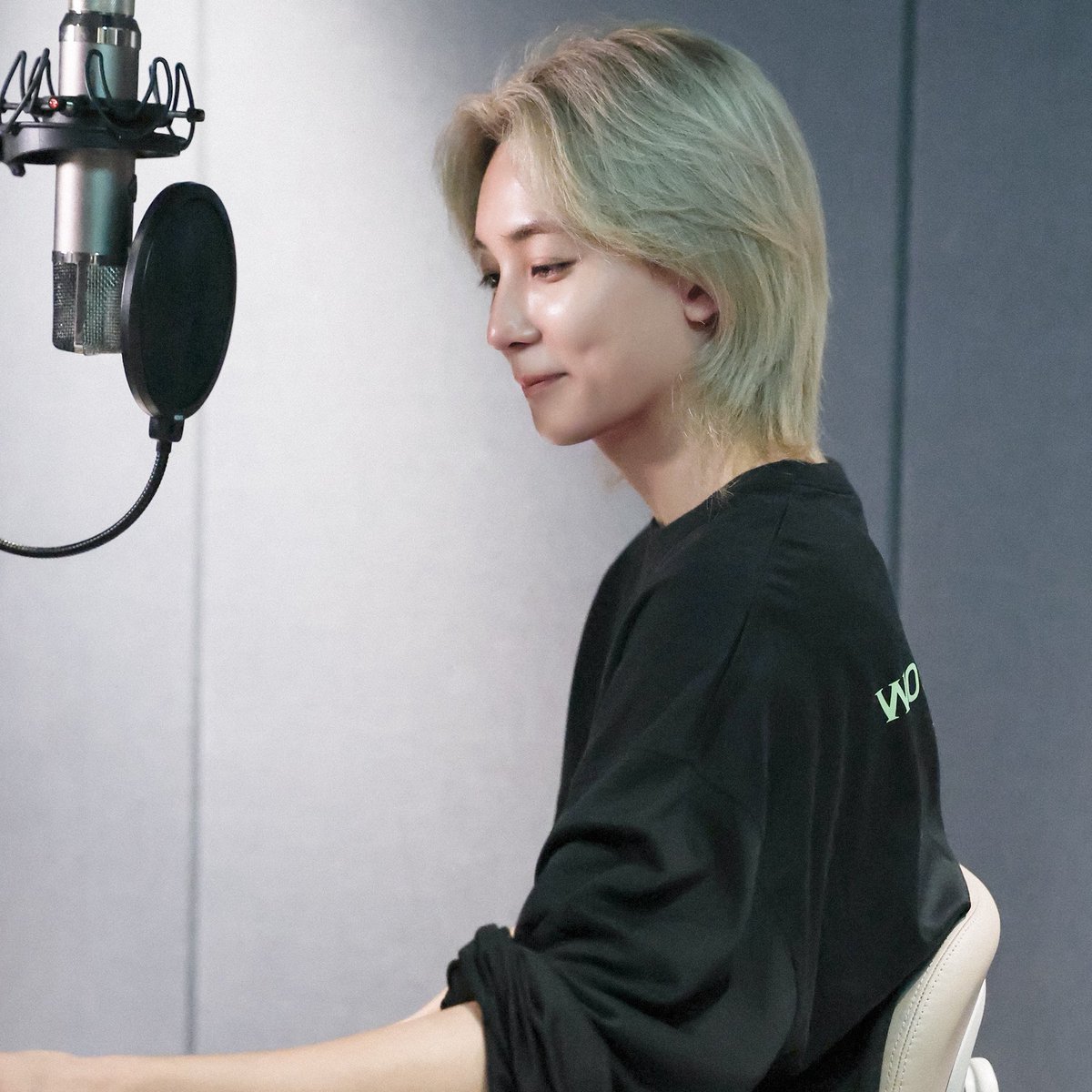 𝑿𝒖 tweet media