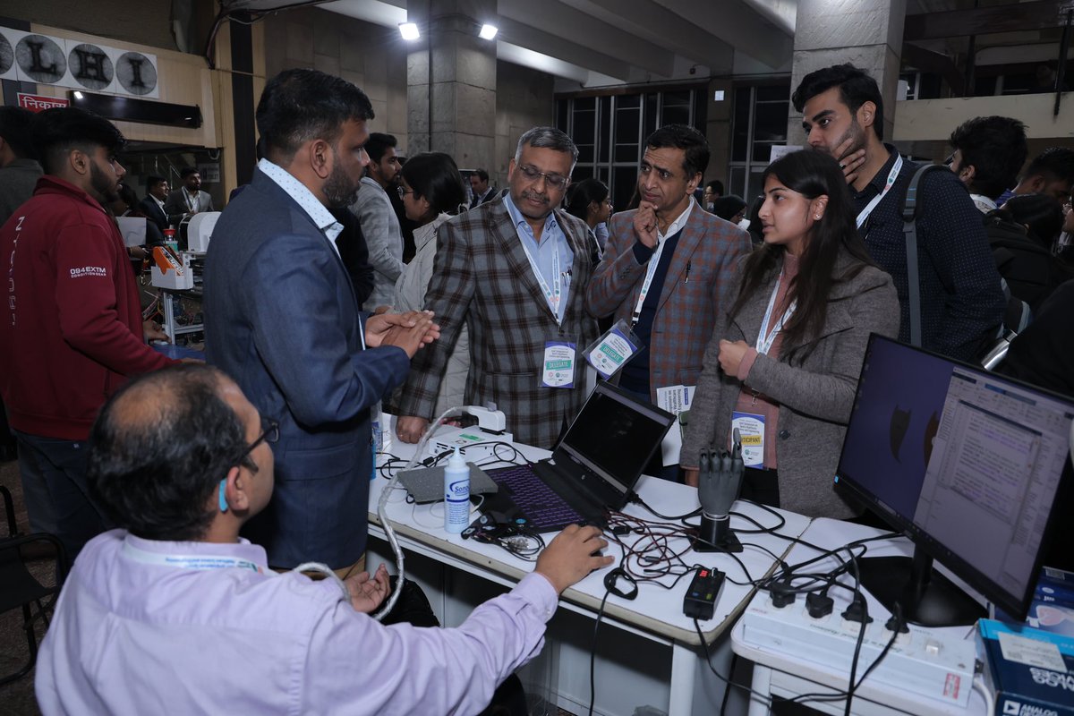 iitdelhi's tweet photo. The symposium brought together leading researchers, academicians, industry experts, and healthcare professionals to explore cutting-edge advancements at the intersection of sports science, healthcare, and engineering. https://t.co/DTZId8zyK5