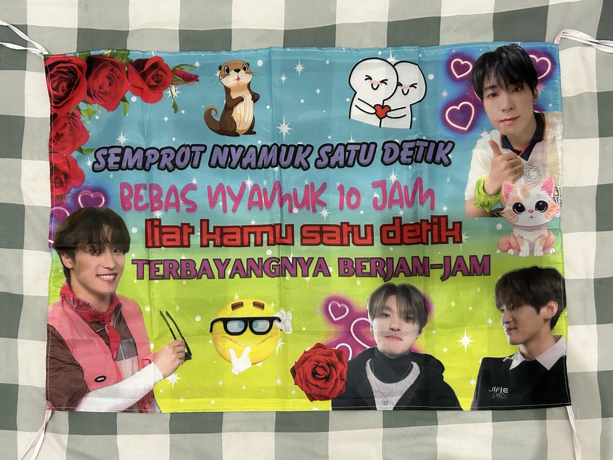 nanti foto sama bendera jamet ini yuk temen-temen wonchanist 😋