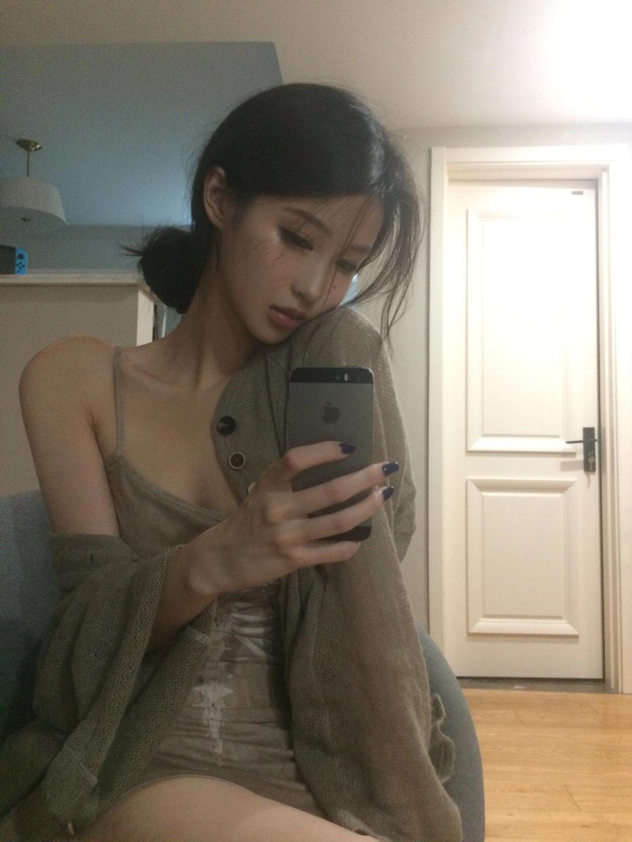 钱钱子 tweet media