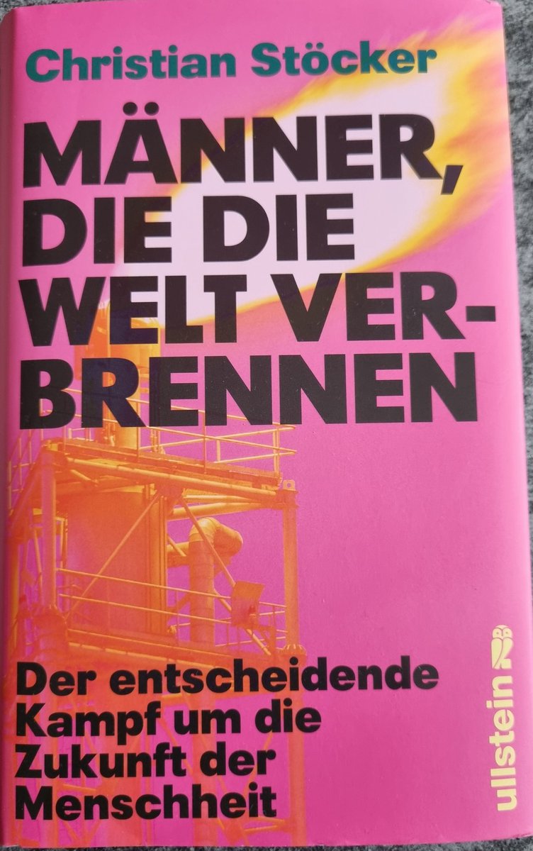 BRS_FFM's tweet photo. Noch besser 
Wichtigstes Nachschlagewerk unserer Zeit, gehört in jedes Bücherregal
#MaennerDieDieWeltVerbrennen https://t.co/zKWeHT4XKr