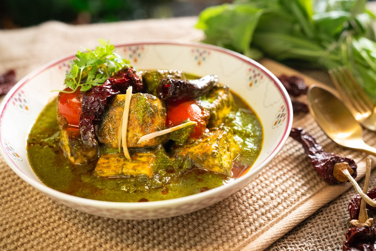 ranveerbrar's tweet photo. #NewRecipe ๐ฆ๐ฎ๐ฎ๐ด ๐ฃ๐ฎ๐ป๐ฒ๐ฒ๐ฟ - Bataao, is there a more comforting sight than this in winters? โค๏ธ๐ฑ Recipe link - https://t.co/sODyGqTvir
#shotoniphone16promax
#saagpaneer #palakpaneer #paneersaag https://t.co/Y0Np9mH67Z