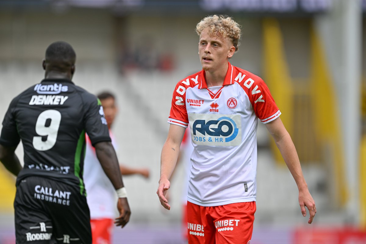KV Kortrijk heeft de optie in het contract van Dion De Neve gelicht waardoor zijn contract nu loopt tot 30 juni 2026

<a href="/nieuwsbladsport/">Nieuwsblad Sport</a>