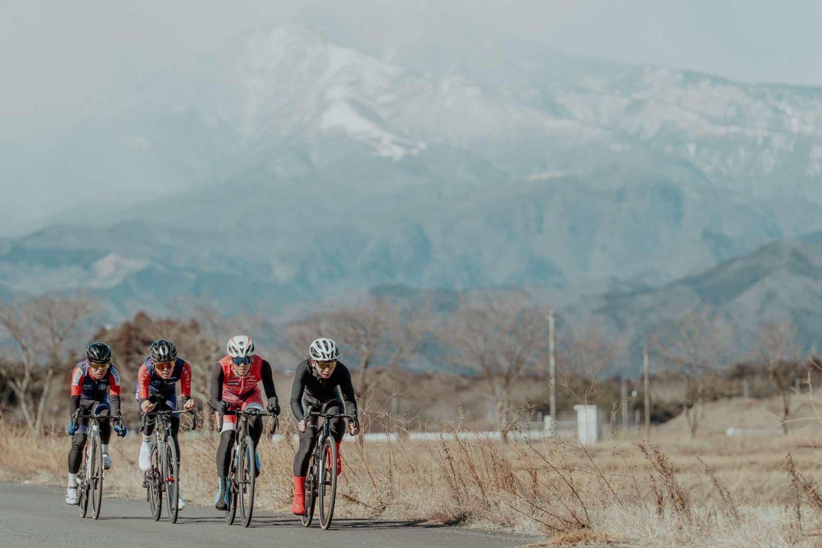 ryotokotoko's tweet photo. 日光連山をバックに高強度
📷@reikeroyamazaki 写真ありがとう!
#meridabikes #ogk @levantefuji
#sellesmp @MizutaniBicycle #panaracer #magene #bodytoughness #otafukuglove #scicon #manys #kodanutrition @decoja_sports https://t.co/0huZnssdZ0