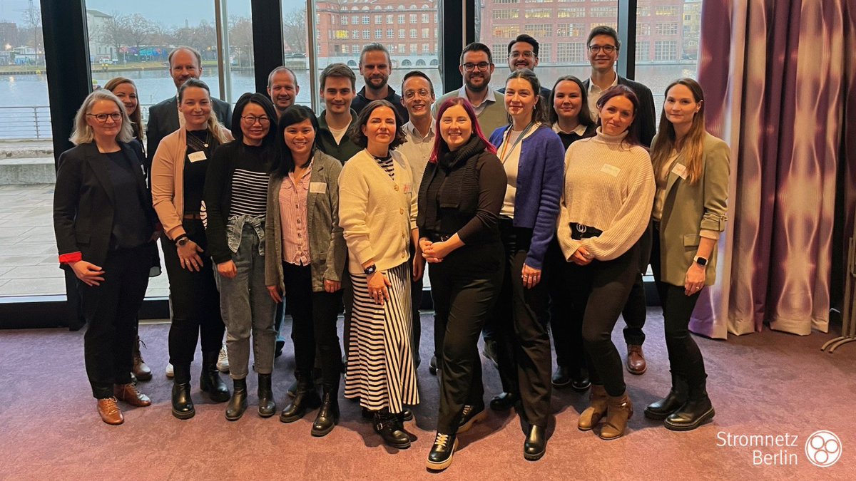 19 Teilnehmerin, 18 Monate &amp; zig #Möglichkeiten... 

...das sind die Eckdaten für die neue Runde unseres internen #Entwicklungsprogramm's für Nachwuchsführungskräfte und Projektleiter*innen.

Wir wünschen den Kolleg*innen viel Erfolg auf der spannenden Reise! 💙