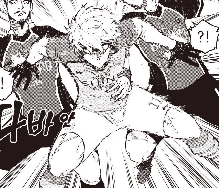 bu___v2's tweet image. 초등학생 레오 학교 앞에서 병아리 사왔는데 너무 잘 키워서 이렇게 됨