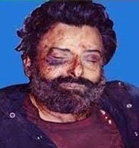 دع المساجد للعباد تسكنها
وودع في الرياض شرذمة عقيمه

وهيا الى صفوف العز هيا
نقارع بالسلاح رجس سلالة لئيمه

فرجالها أحل الله قتلهم
ونسائها لأبناء قحطان غنيمه

فمن القبح أن يسود مورد
أو أن يكون لأبناء طباطبا قيمه