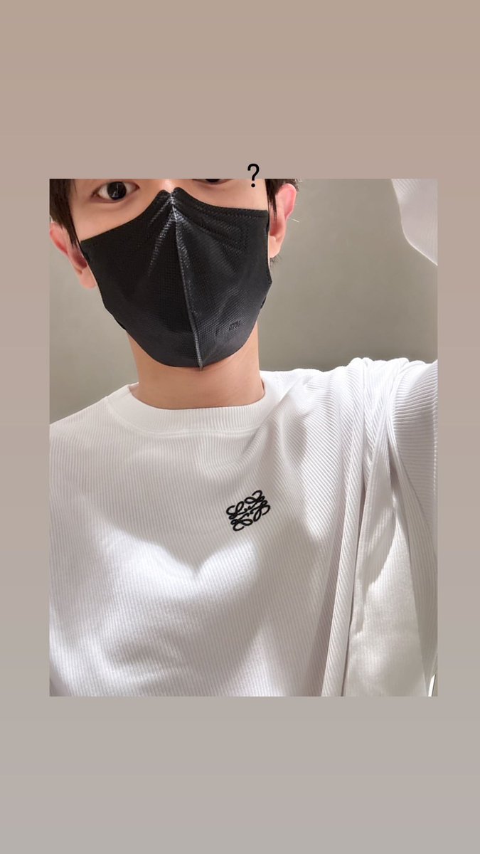 knockknock0408's tweet photo. CHANYEOL ins https://t.co/TwH2dvjAJO