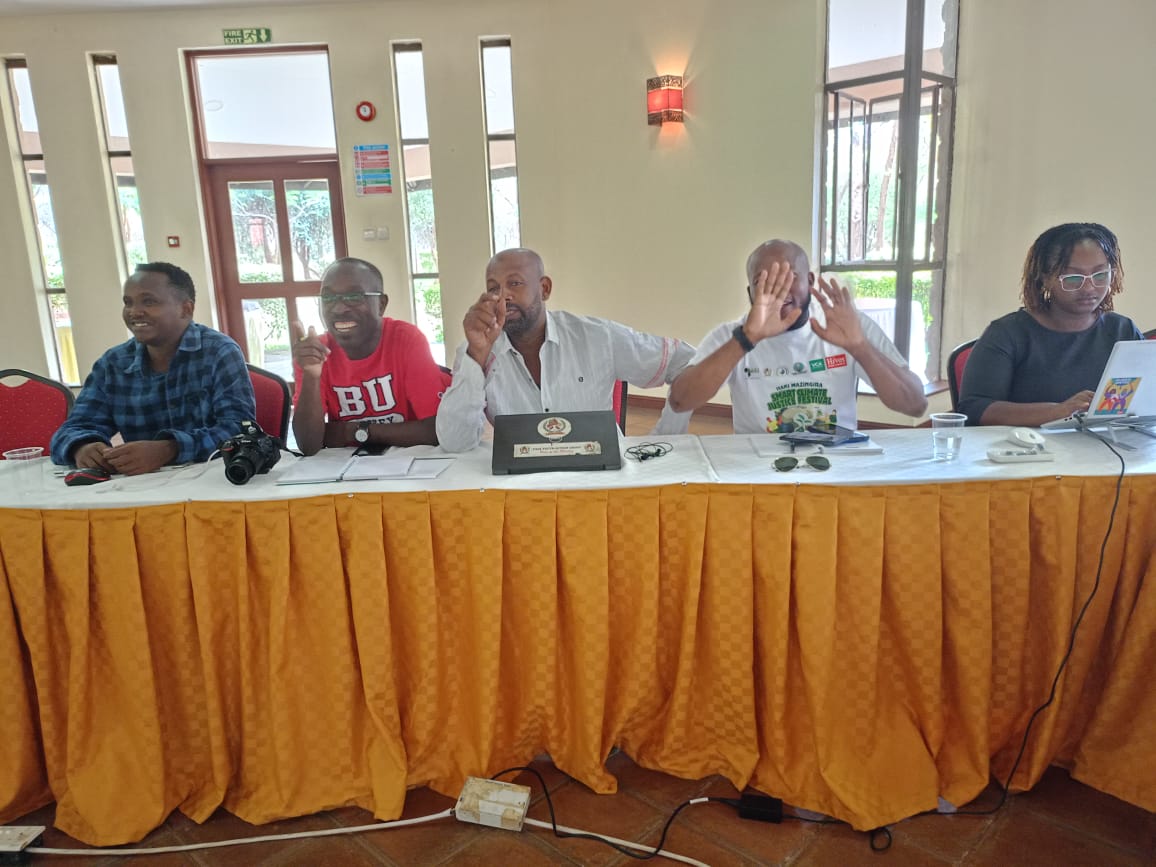 The afternoon session of Day 2 of the Outcome Harvesting process focuses on in-depth discussions and deliberations aimed at substantiating the harvested outcomes.
#WeAreVCA
#ClimateChangeStories <a href="/HakiAfrica/">HAKI Africa</a> <a href="/kenya_puppet/">Kenya Institute of Puppet Theatre</a> <a href="/hivosroea/">Hivos East Africa</a>