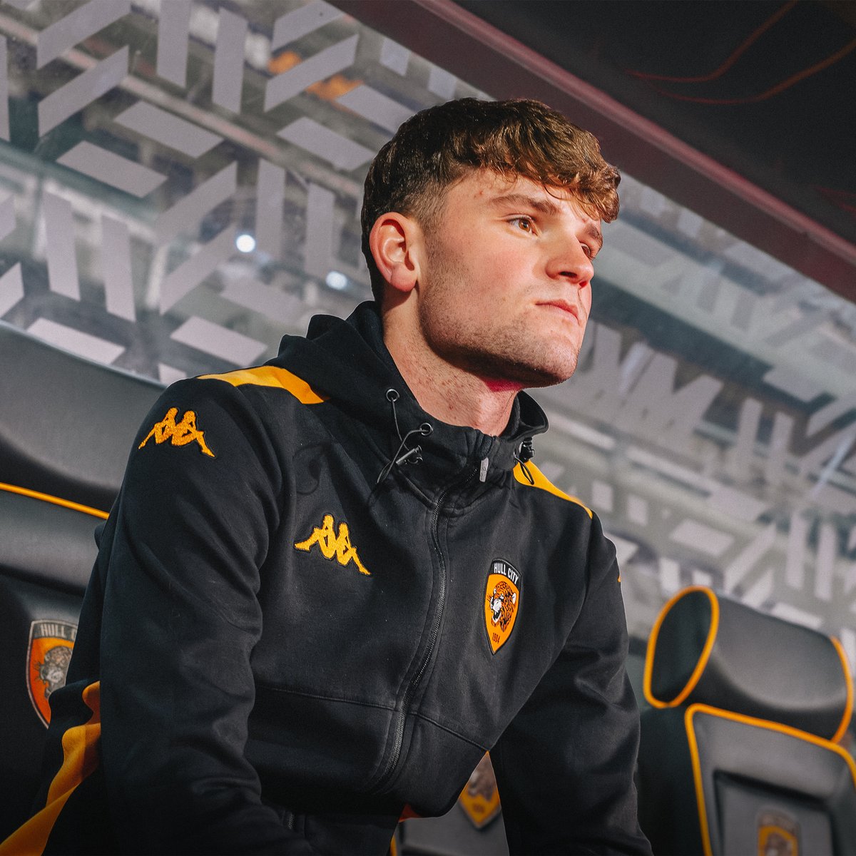 HullCityAcademy's tweet image. 🏆 SSE Airtricity Under-17 League winner
⚽️ Scored in the UEFA Youth League
👕 Made over 30 senior appearances for UCD AFC

👊 Our new striker, Hugh Parker! 

🐯 #hcafc #hcafcU21