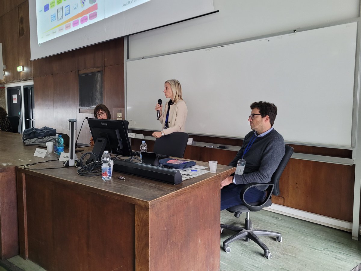 FISV998's tweet image. 📷📷 Clelia Peano e Luca Rotta (@humantechnopole ) ci parlano di &quot;Analisi multi-omica single cell mediante tecnologie ad array o basate su metodi &quot;solitamente and pool&quot;
#advancedtechnology #singlecell #lifesciences