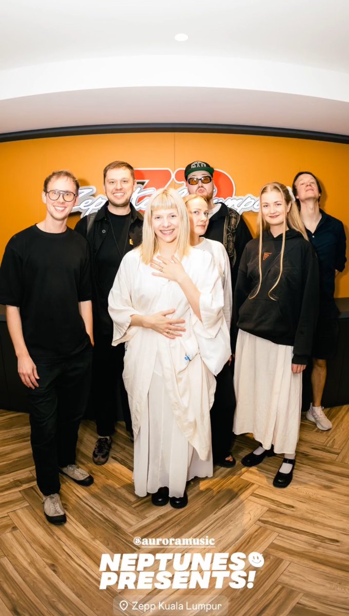 AuroraFranceOff's tweet photo. Group photos of @AURORAmusic with her team / band-mates and Neptunes Presents team, in Kuala Lumpur, Malaysia 🇲🇾 

📷: Neptunes Presents on IG story (03/02/2025) https://t.co/F0gsW4g5lw