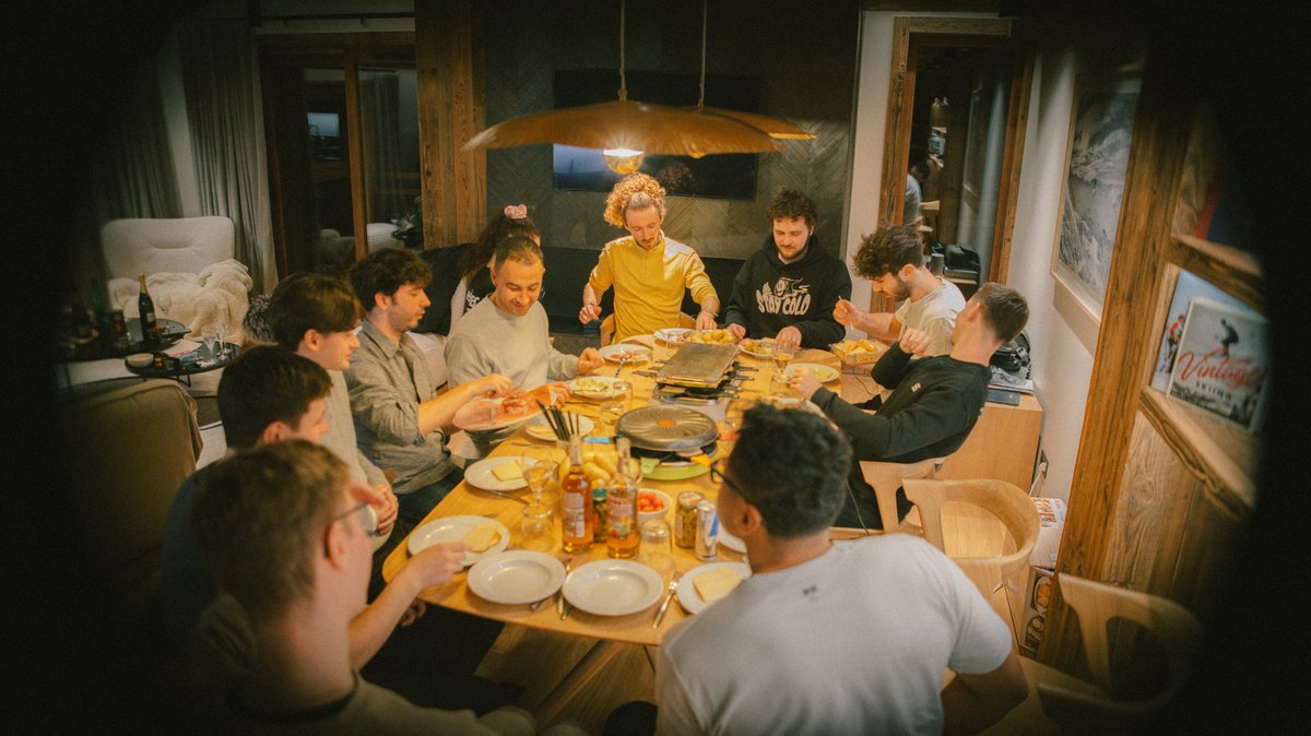 ❄️⛷️ 5 days of pure magic in Méribel with our amazing community!

From epic ski sessions under perfect blue skies to cozy raclette nights by the fire, every moment was unforgettable.

Laughter on the slopes, breathtaking views, crazy tricks and après-ski vibes that brought us all