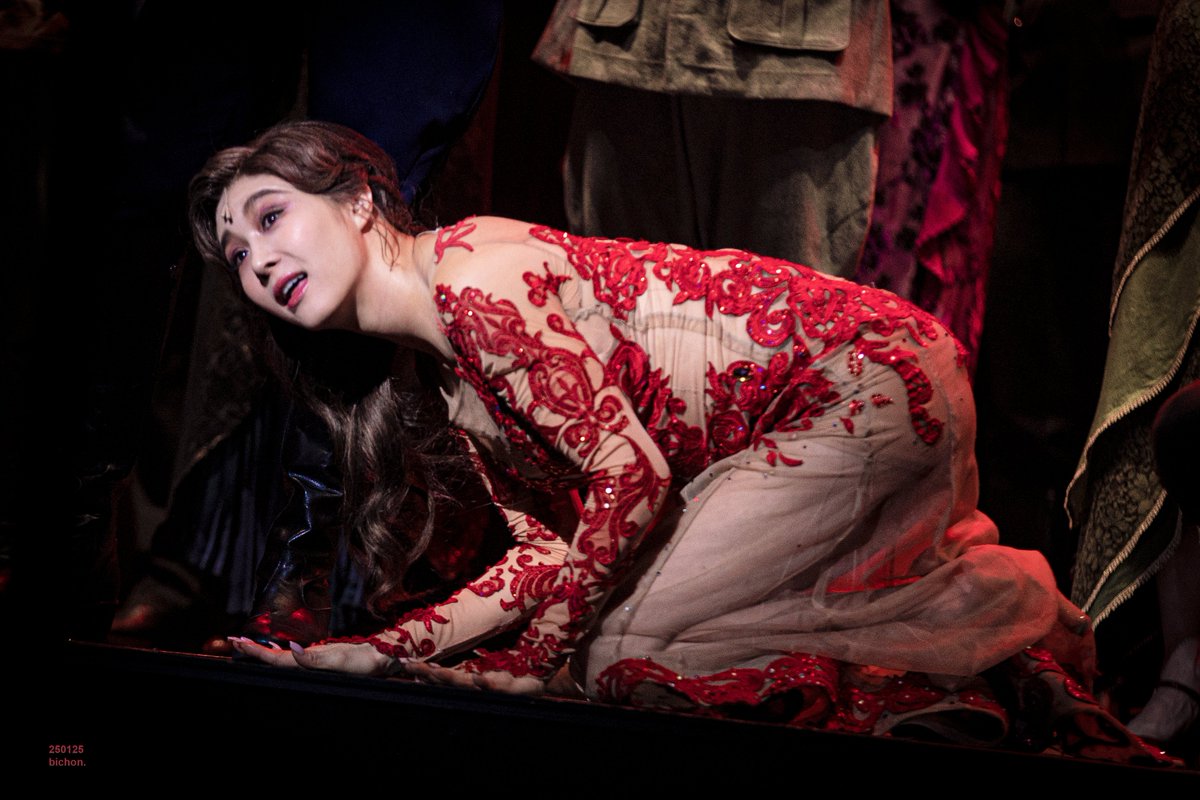 250125 마타하리 커튼콜 데이
마타하리 #옥주현 ❤️