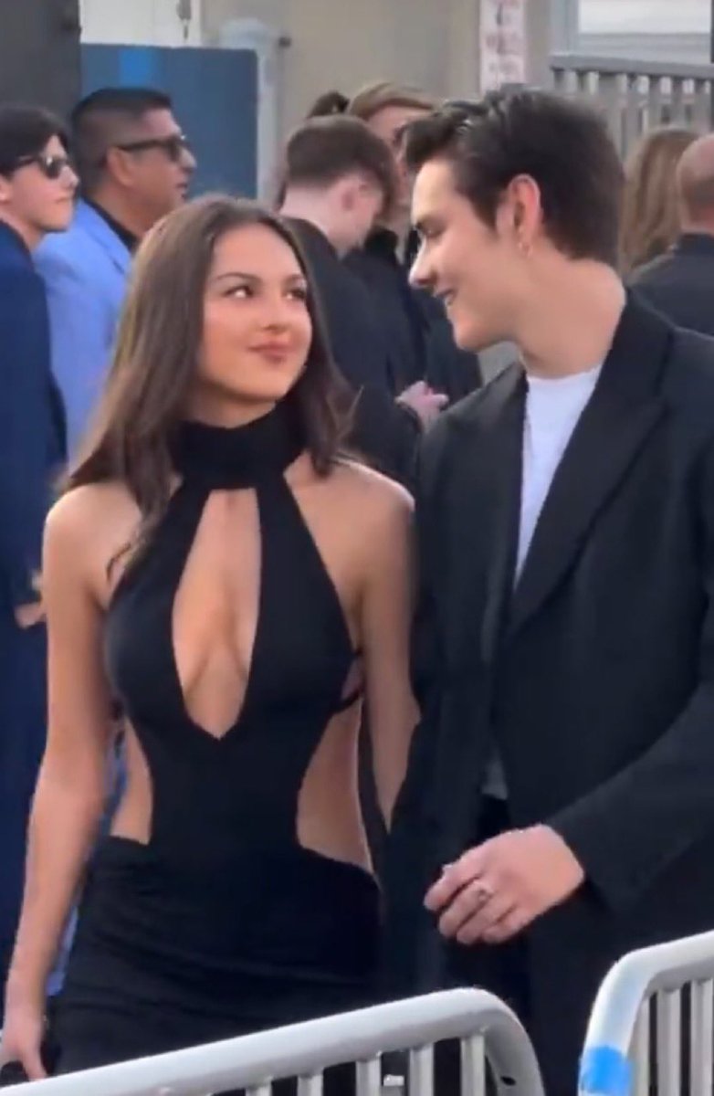 livrgo's tweet image. i&apos;m going to cry