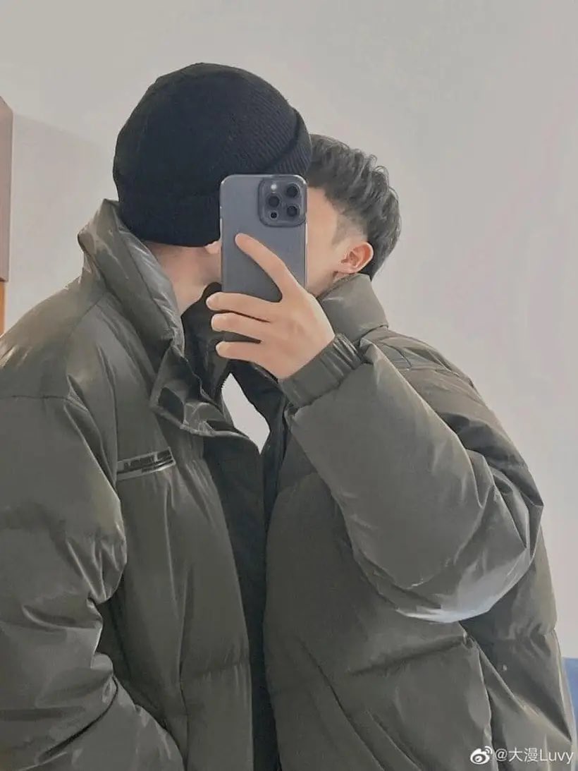 jeonkwoni's tweet photo. summoning a certain community with this photo https://t.co/2B6DxSvmHE