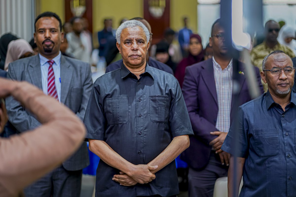 MohamudHAbdi's tweet image. Waxa aan maanta ka qayb galay madal ururrada bulshada rayidka ah, oo ay hor kacayso Dalladda SONSAF, ay kusoo bandhigayeen warbixin ay ka diyaariyeen doorashooyinka dalka ka dhacay 2024-kii.
Waxa Ilaahay mahaddii ah in dalkeenna lagu majeerto doorashooyin xidhiidh ah oo si…