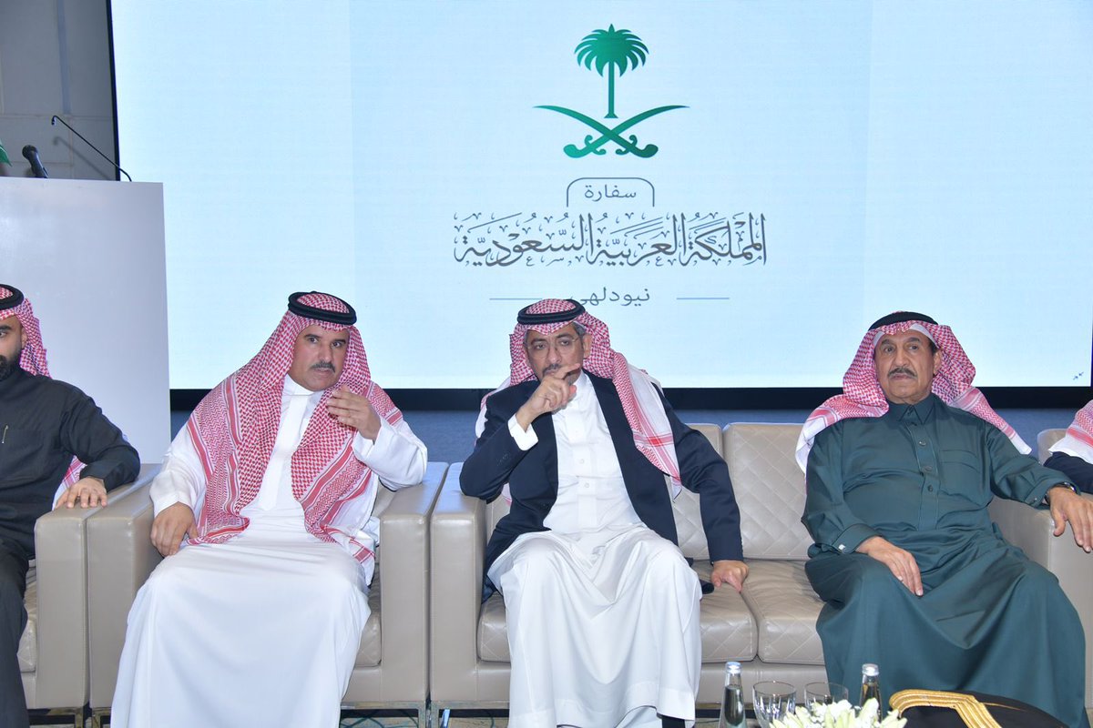 KSAembassyIND's tweet photo. أقامت السفارة مأدبة عشاء على شرف زيارة معالي وزير الصناعة والثروة المعدنية الأستاذ بندر بن إبراهيم الخريف والوفد المرافق له إلى جمهورية الهند. https://t.co/zsoBQPektc