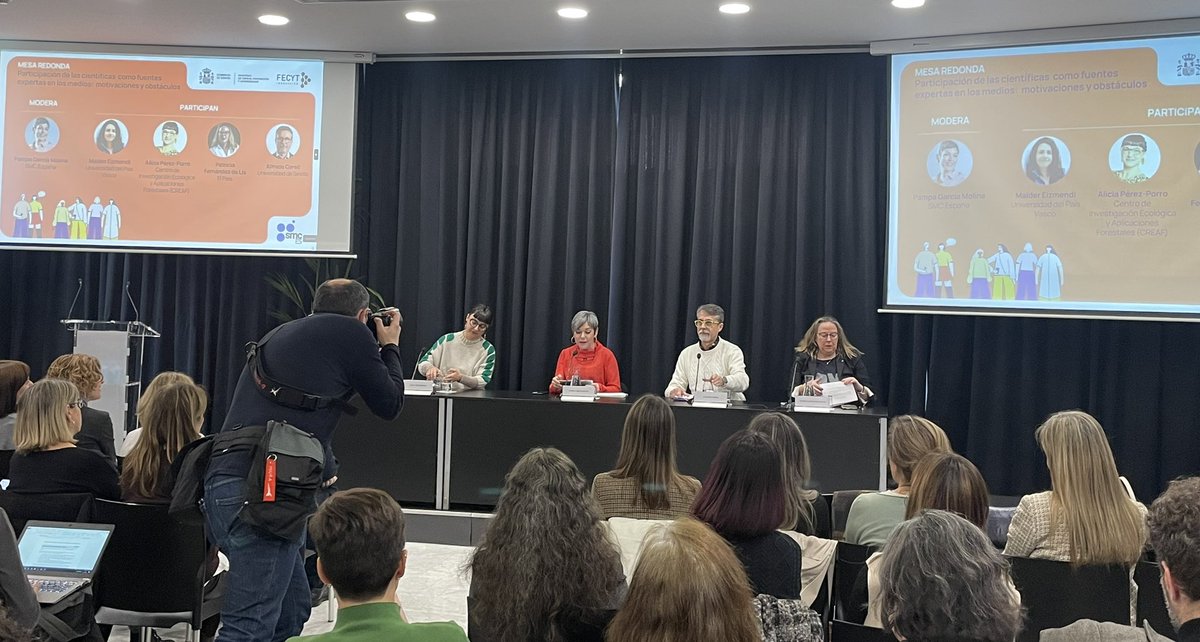 En <a href="/cbamadrid/">Círculo de Bellas Artes - Casa Europa</a> el <a href="/sciencemedia_es/">Science Media Centre España</a> presenta: 'Participación de las científicas como fuentes expertas en los medios: motivaciones y obstáculos' <a href="/Hominidas/">Lorena Sánchez</a> menciona <a href="/Conversation_E/">The Conversation ES</a> donde el % de mujeres superó al de hombres en octubre 2024 😉 
<a href="/FECYT_Ciencia/">FECYT</a> #CientíficasyMedios
