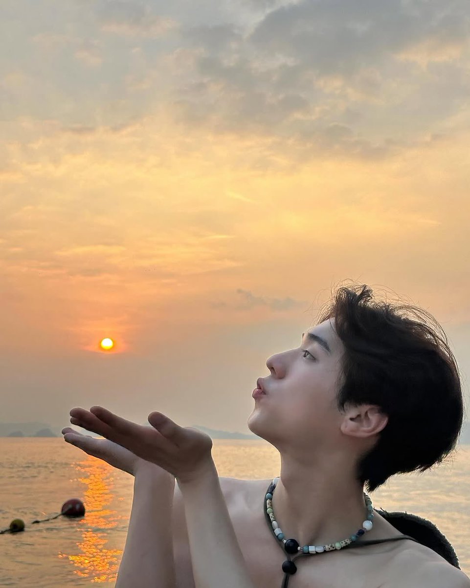 kittyoatt's tweet photo. 🌊 ลอยยย จับเอาเทอนั้นไปลอยทะเลลล~~ 

#oattrttt ✨ https://t.co/weB2ePFwfv