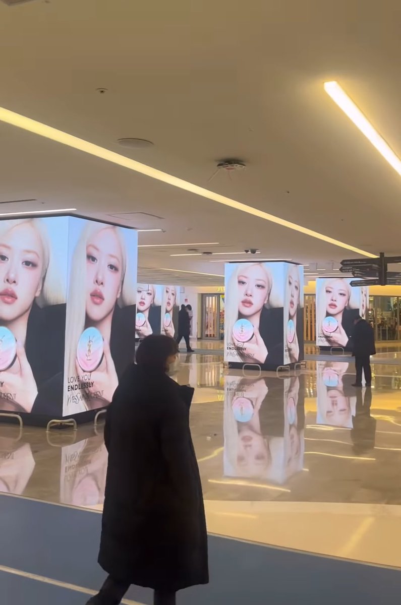 #ROSÉ x YSL beauty 🇰🇷