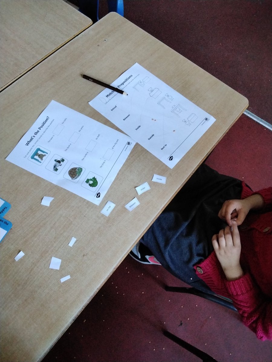 LeighPrimary's tweet photo. The children in the Nest have been learning prepositional vocabulary as their maths focus.
#maths #prepisitionallanguage #in #under #ontop #infront #behind #lifelonglearners https://t.co/yjXCYA34fT