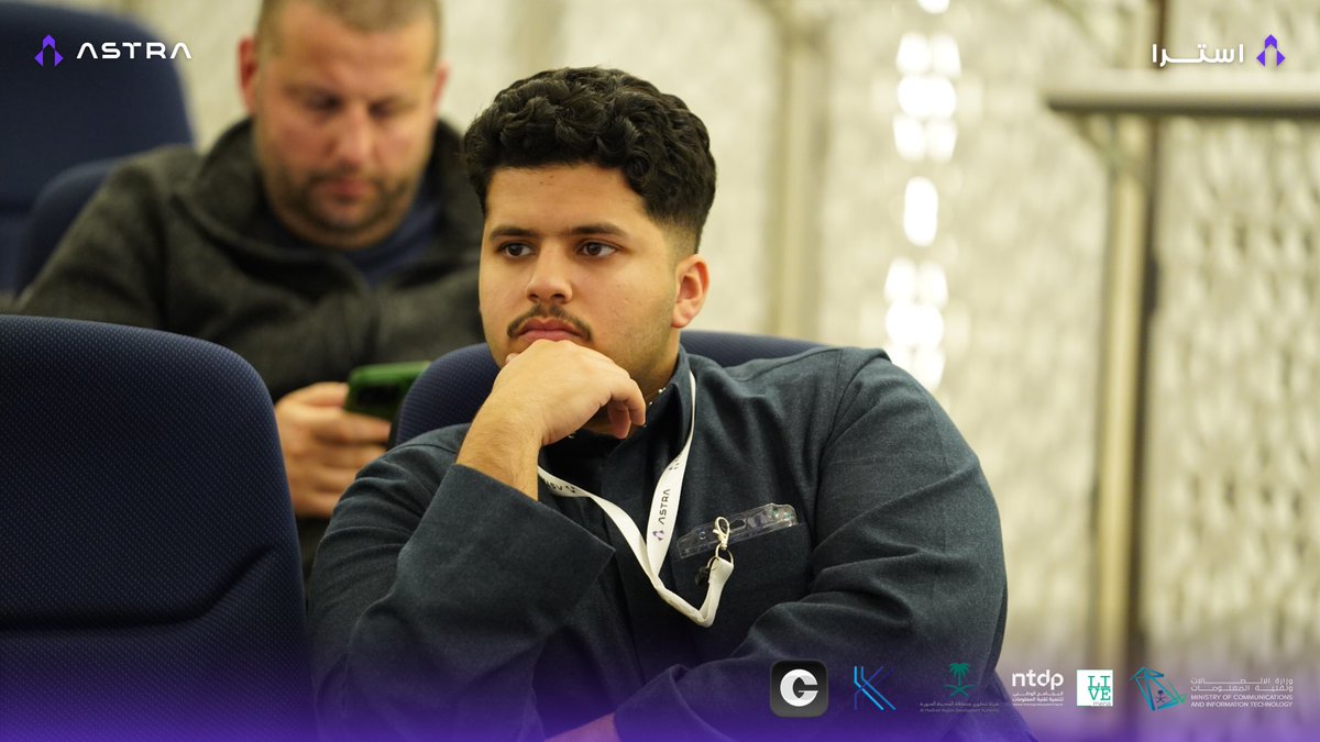AstraSaudi's tweet photo. In one of the Day 3 sessions at the Astra AI Product Leadership BootCamp, Krishna Iyer led an analytical discussion titled "Mythbusters -  Is AI Like the Cloud, Mobile, Electricity, or Fire?". 

The session explored common comparisons of AI with past technological revolutions, highlighting similarities, differences, and its future impact across industries.