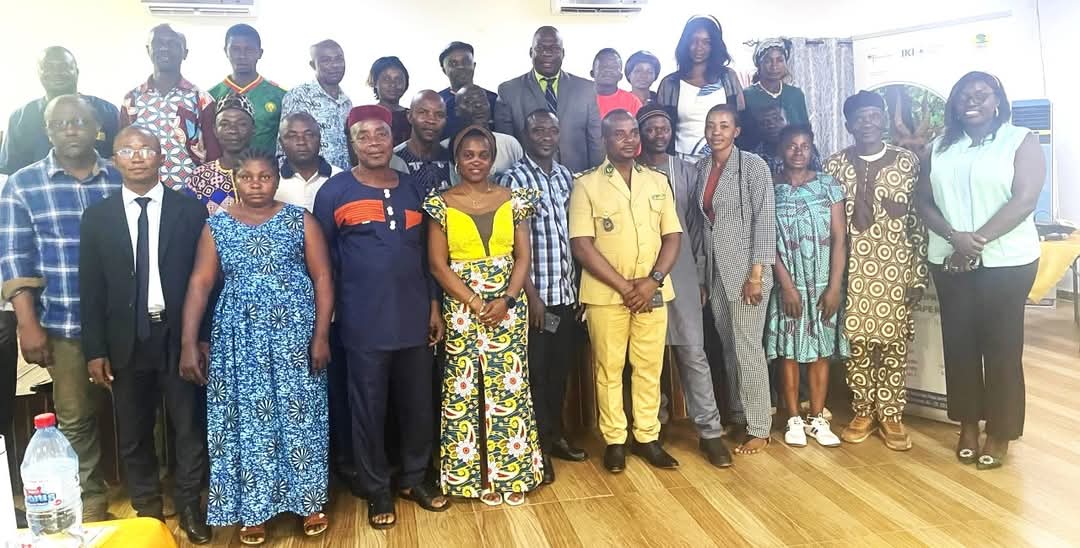 2 groupes de travail multi acteurs mis en place pour assurer la #restauration du paysage forestier du Parc National de Deng Deng à l'Est #Cameroun. C'est dans le cadre d'un projet mis en oeuvre par SAILD et financé par <a href="/iki_germany/">IKI Germany</a>
Pour en savoir plus:
saild.org/paysage-forest…